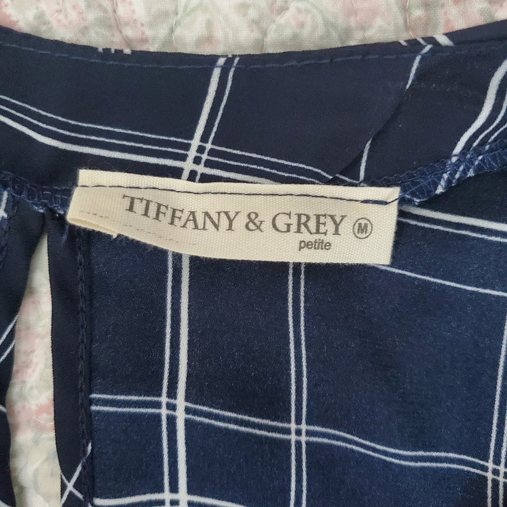 Never worn - Picture 2 of 3